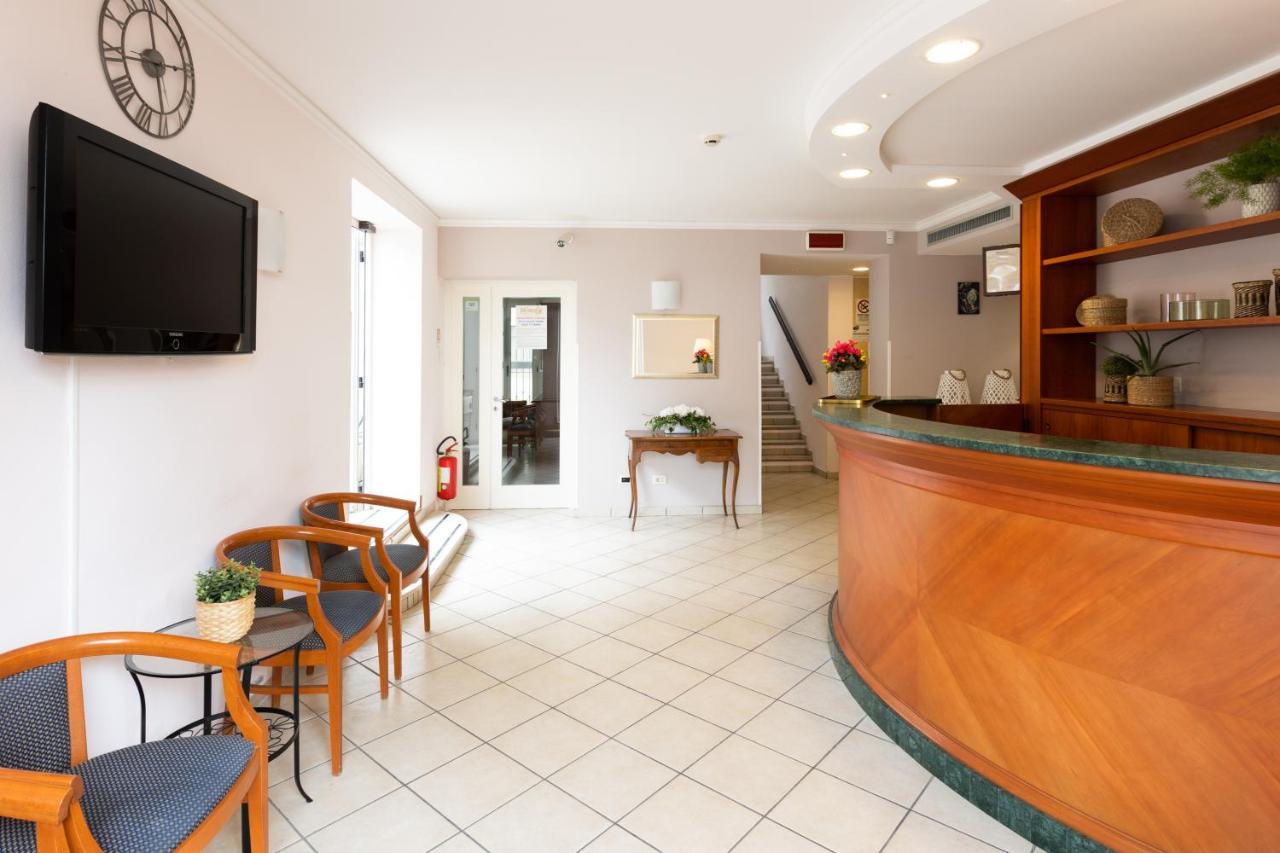 Residence Mimosa Rimini Zewnętrze zdjęcie