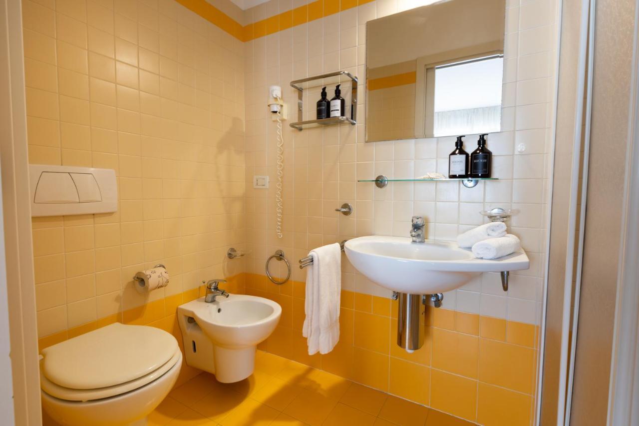 Residence Mimosa Rimini Zewnętrze zdjęcie