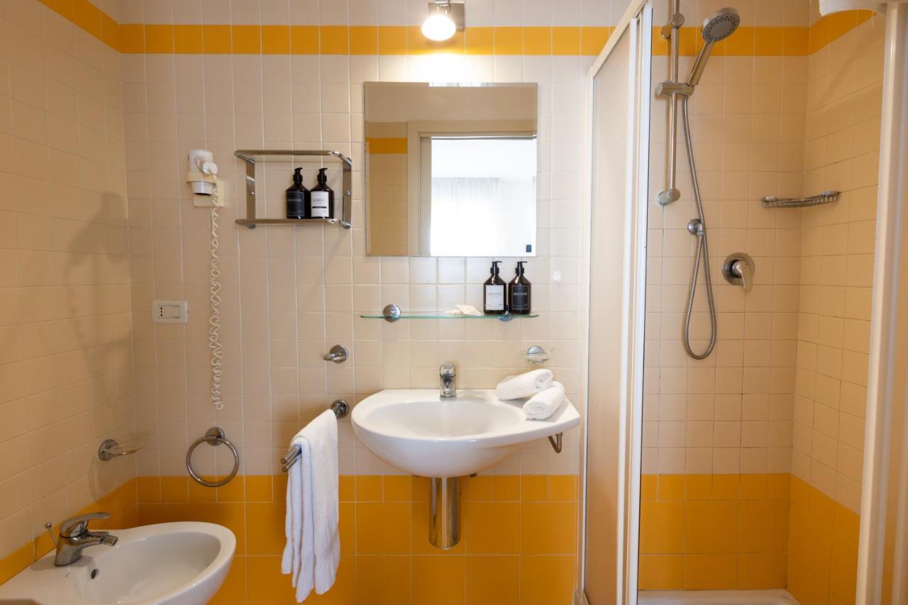 Residence Mimosa Rimini Zewnętrze zdjęcie