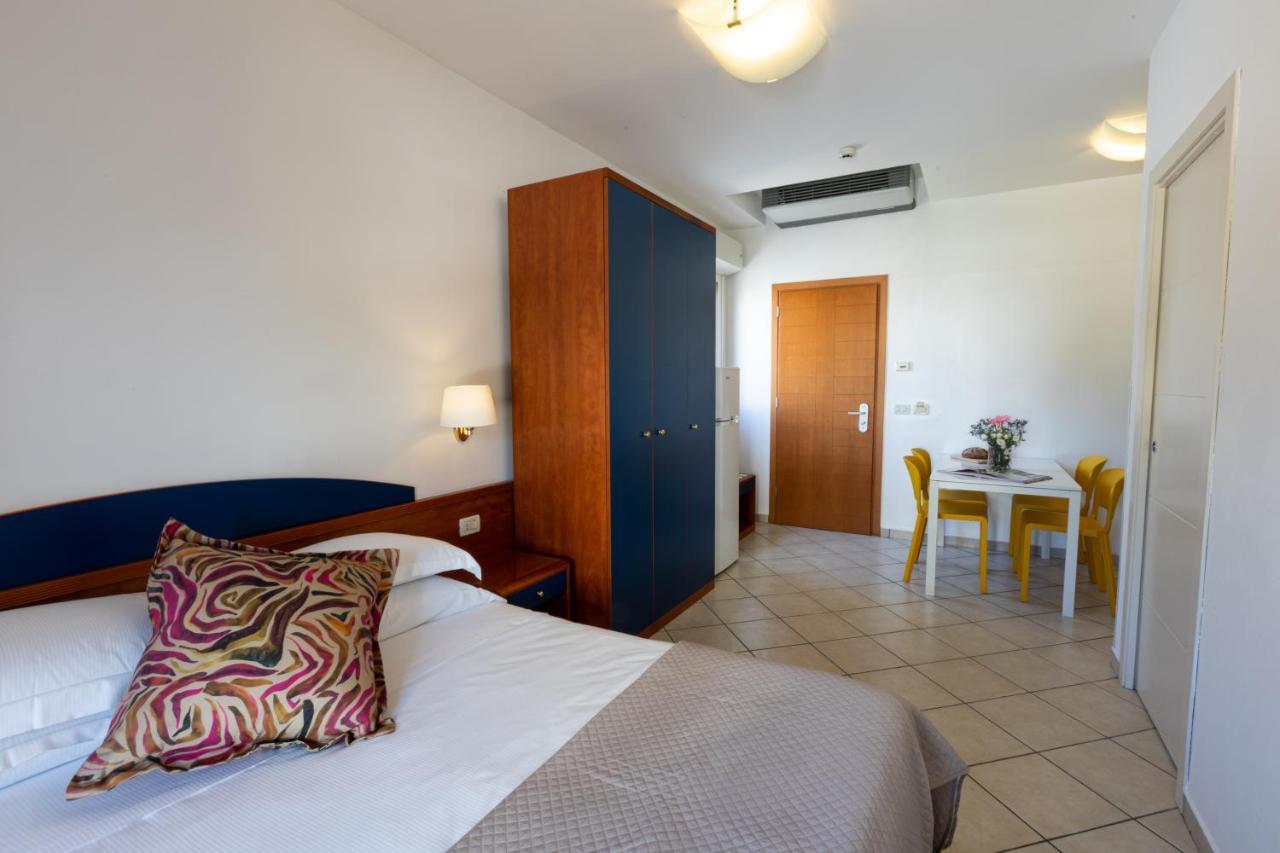Residence Mimosa Rimini Zewnętrze zdjęcie