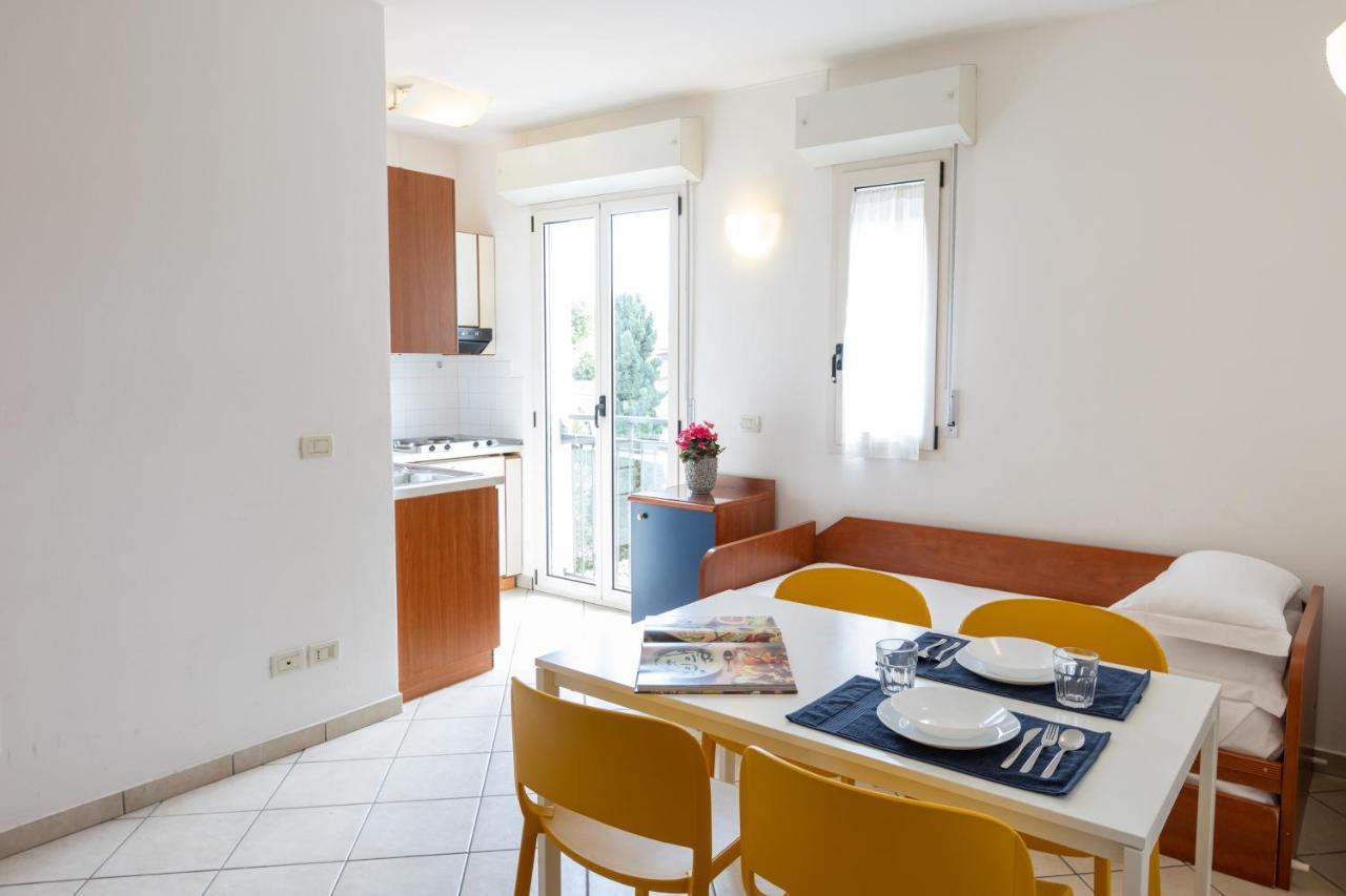 Residence Mimosa Rimini Zewnętrze zdjęcie